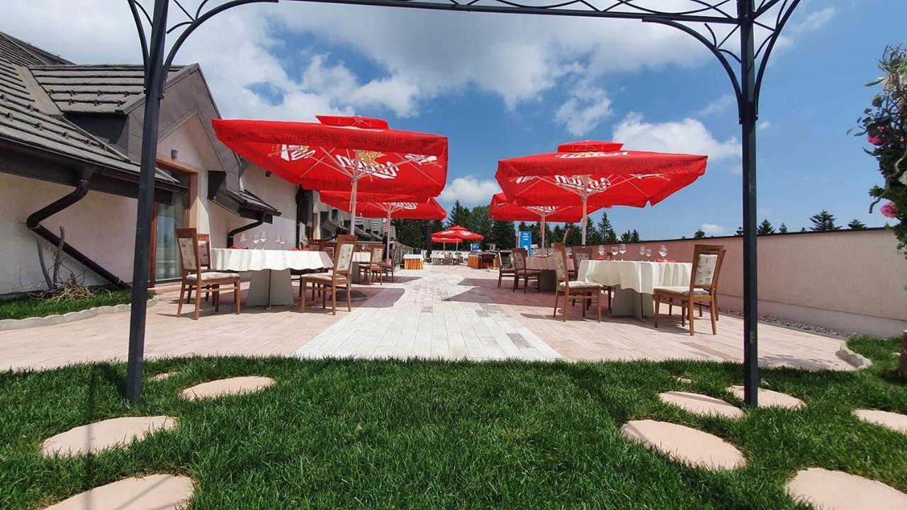 Hotel Jakec Trije Kralji Na Pohorju Zgornja Loznica Exterior foto